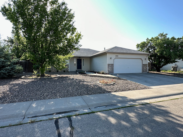 1280 Tara Ct - Photo 2 of 32