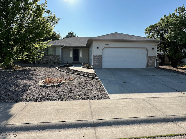 1280 Tara Ct - Photo 3 of 32