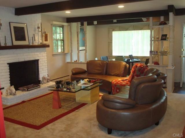 33 Midrocks Dr - Photo 3 of 18