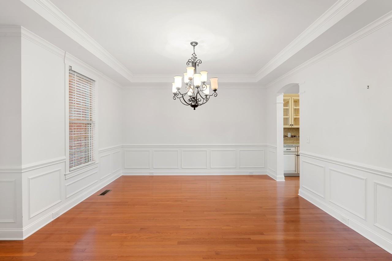 1610 Twin Square Way #1 - Photo 5 of 11