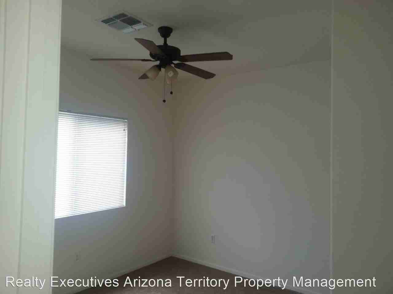 11874 W Fontenelle Dr - Photo 2 of 8