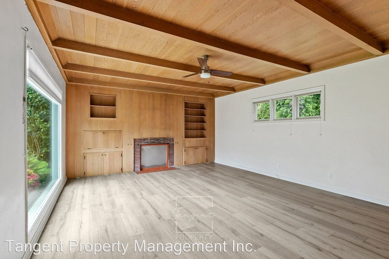 1919 Sw Stephenson St - Photo 3 of 26