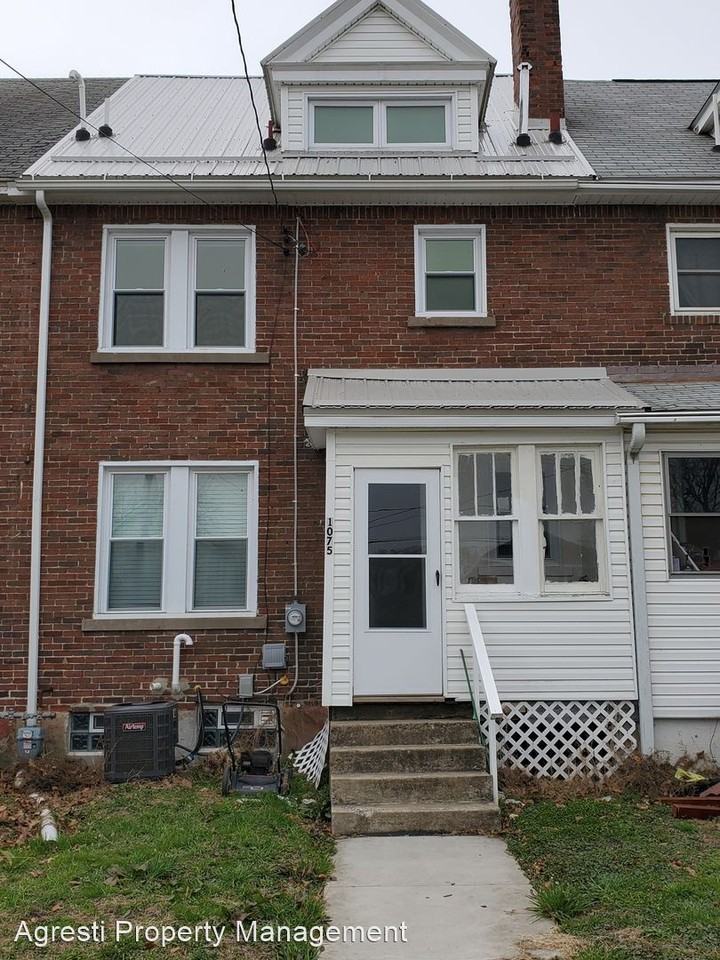 1075 Rankine Ave - Photo 2 of 13