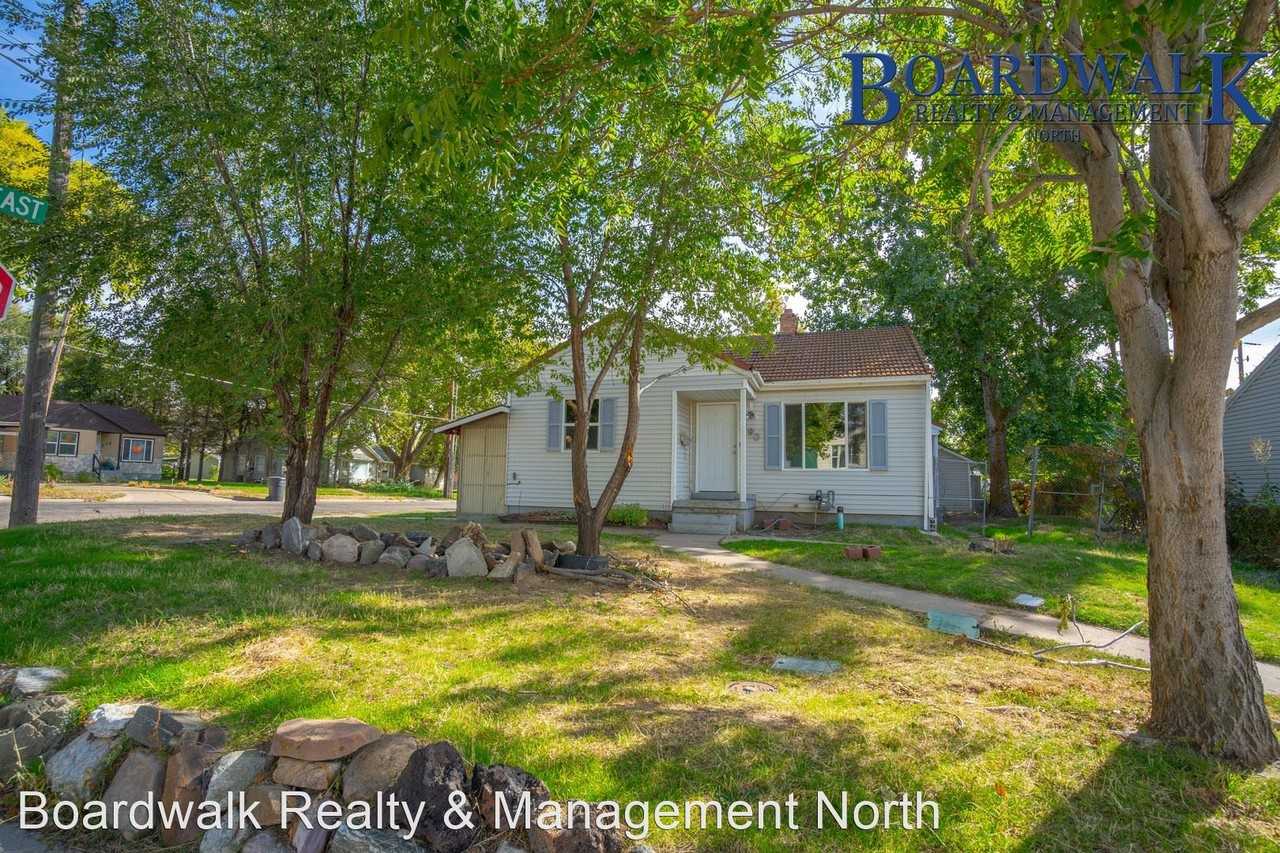 296 Lakeview Dr Apartments 296 S Lakeview Dr, Clearfield, UT 84015