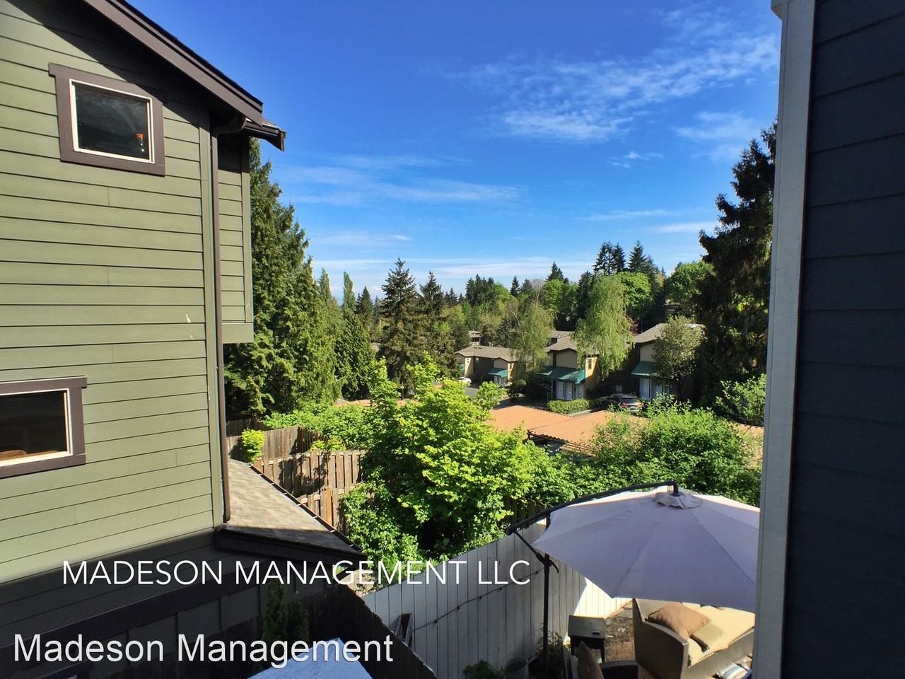 1213 Ne 135th St - Photo 2 of 12