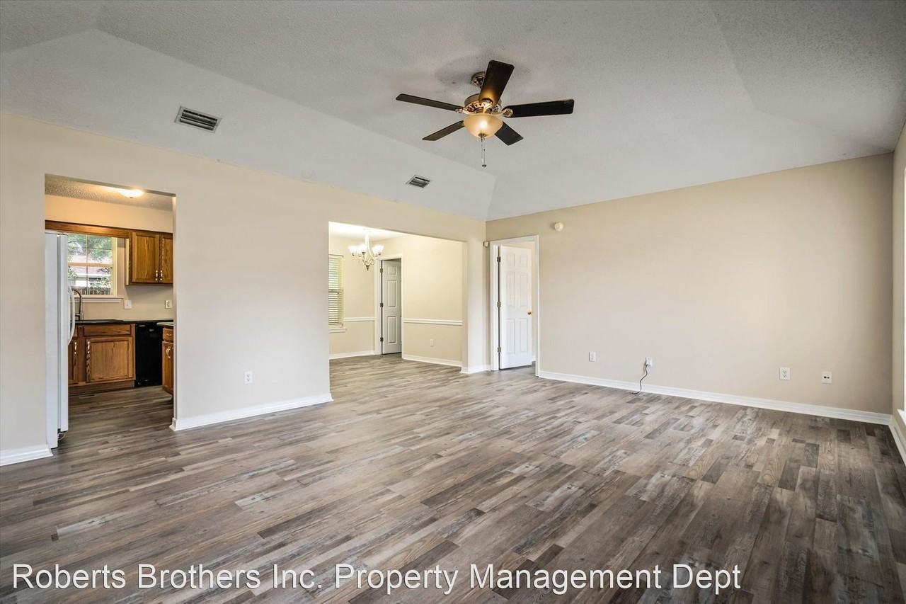 6596 Woodside Ct E - Photo 2 of 22