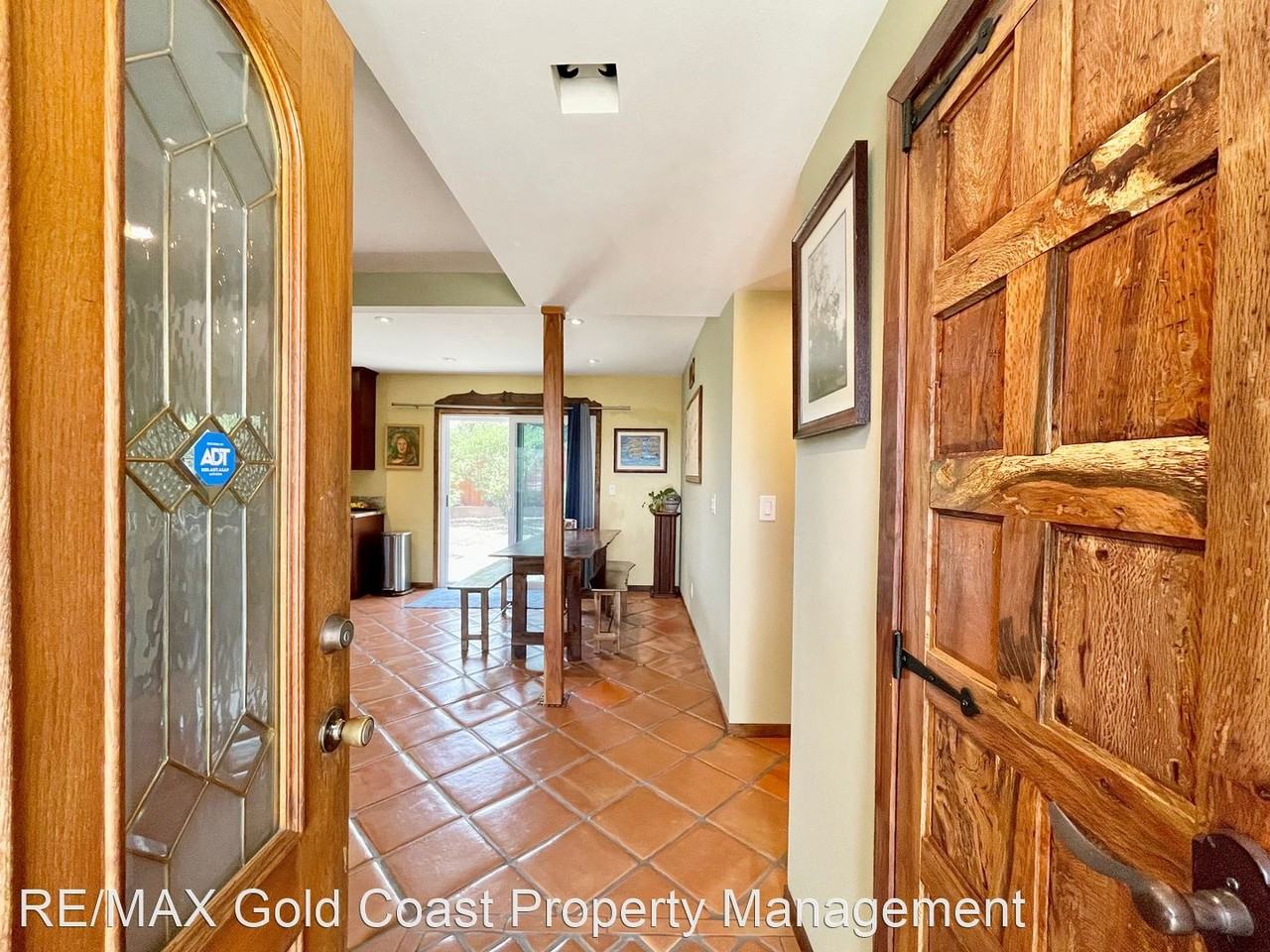 3121 Mendocino Pl - Photo 3 of 29