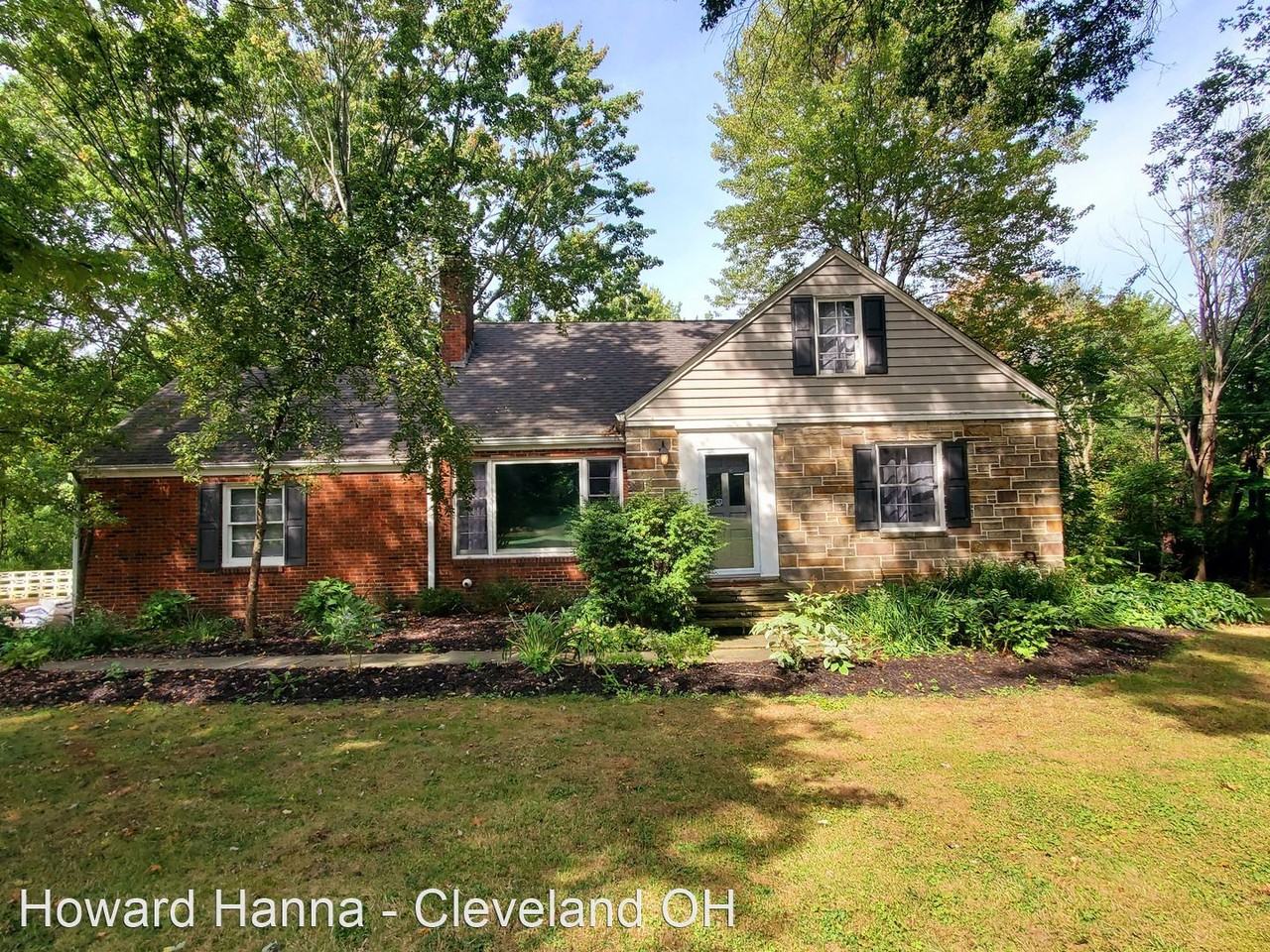 28399 Pike Dr - Photo 2 of 50