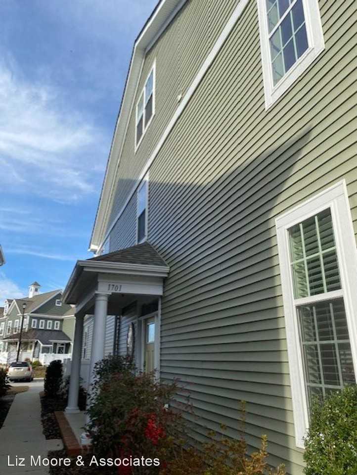 1701 Promenade Ln - Photo 2 of 28