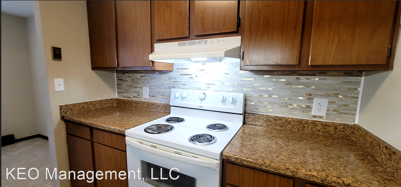 1276 Sanlor Avenue - Photo 7 of 15