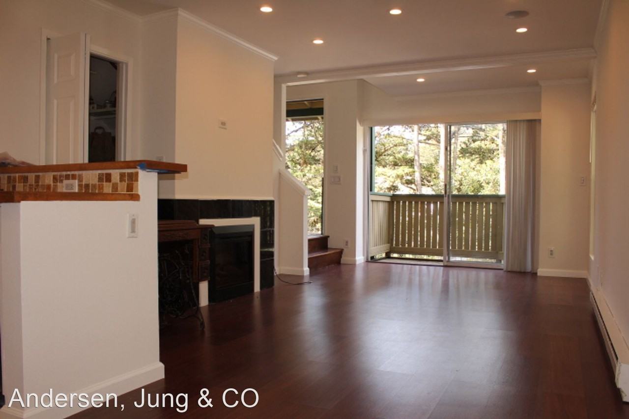 357 Half Moon Ln - Photo 3 of 13