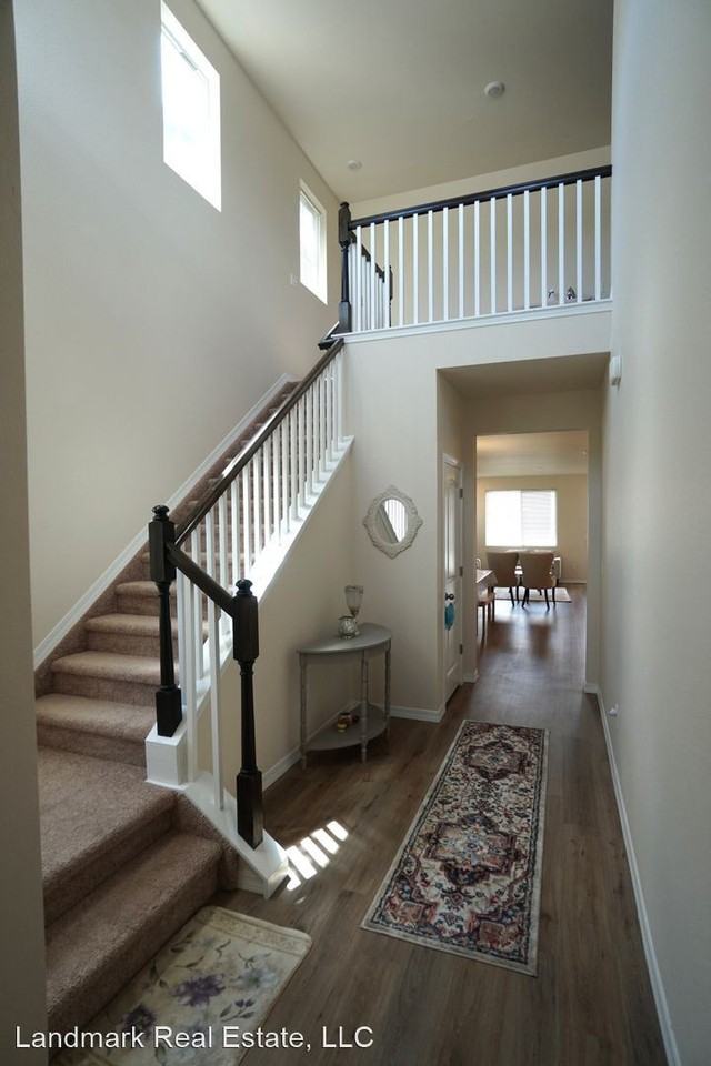 5743 Heathland Ter - Photo 3 of 23