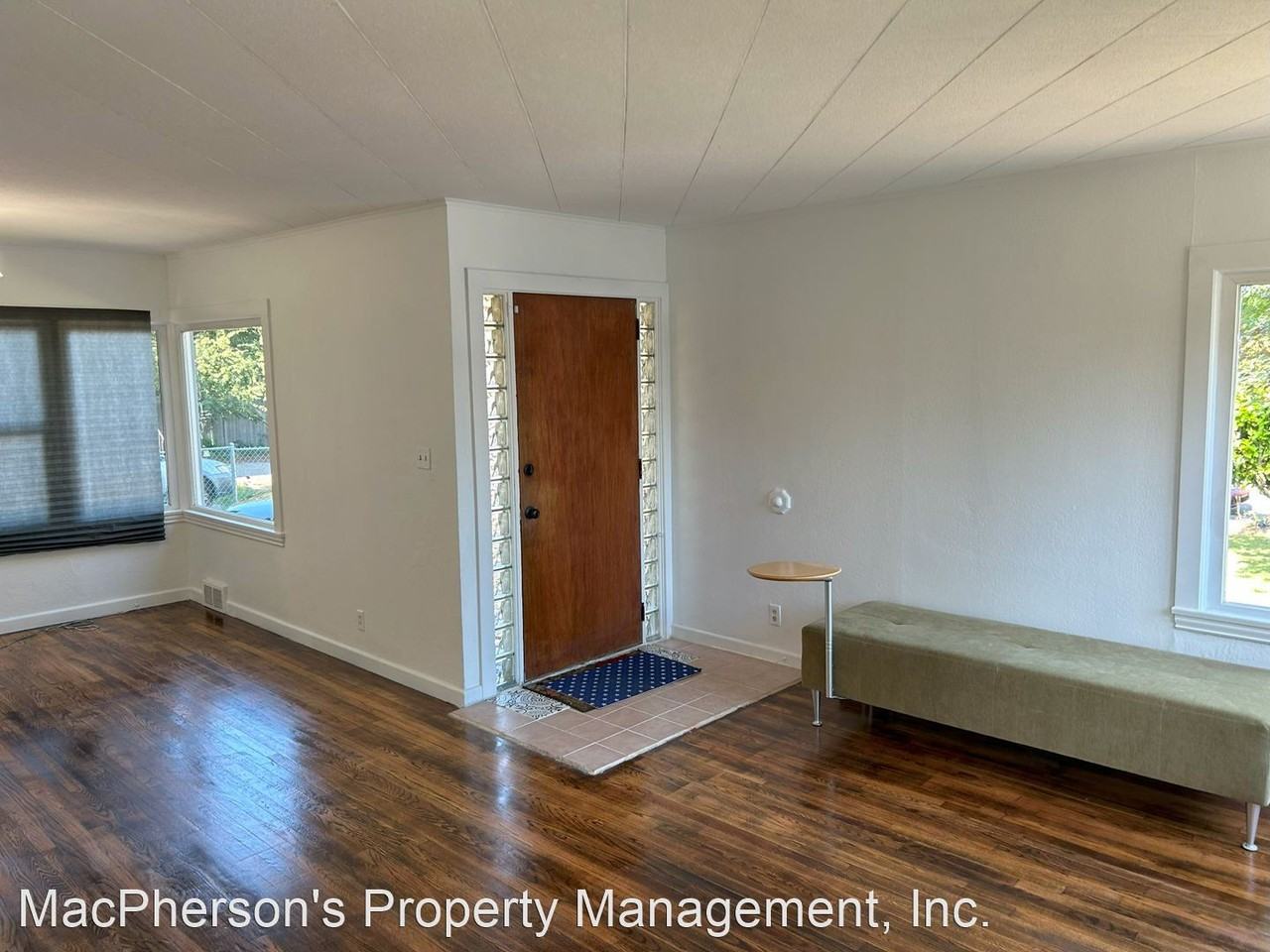 12809 24th Ave S - Photo 2 of 21