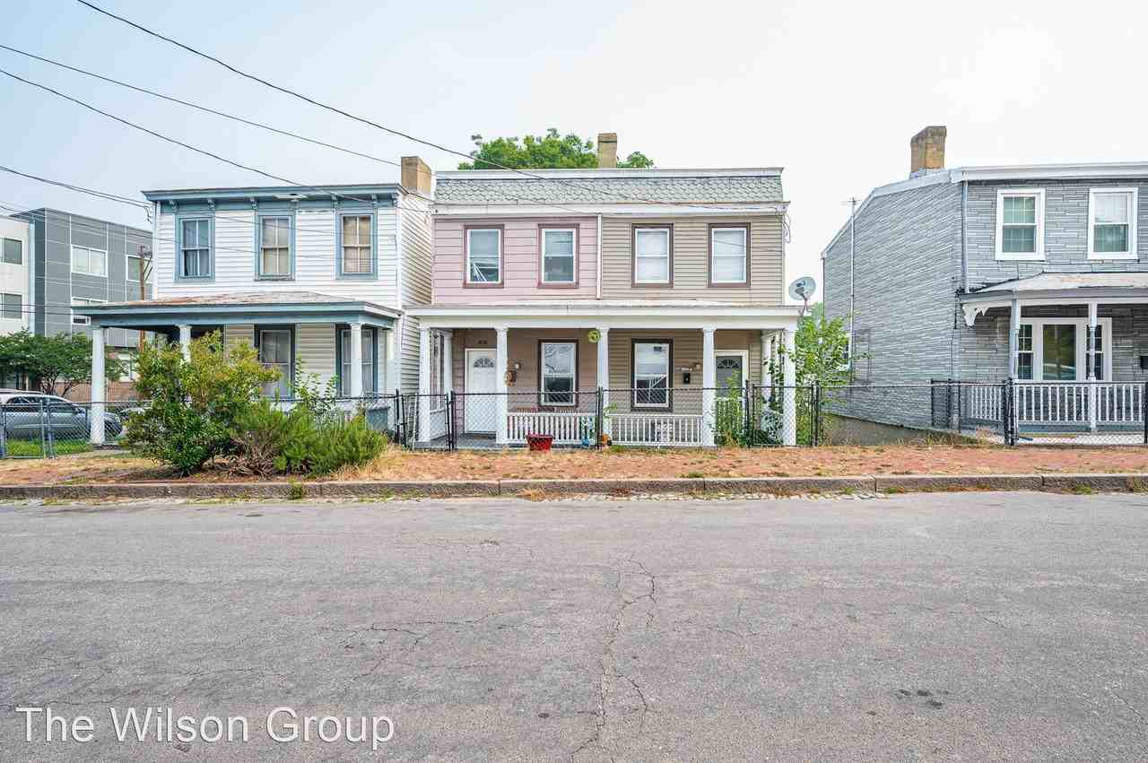 2002 Cedar St - Photo 2 of 16