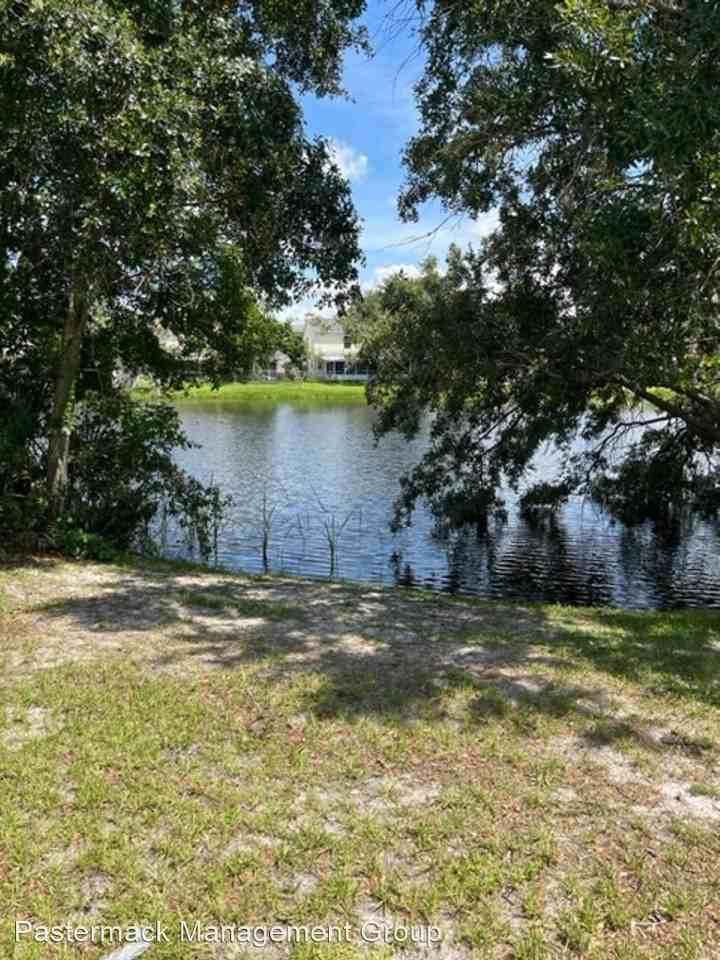 3715 Crossbow Dr - Photo 3 of 21