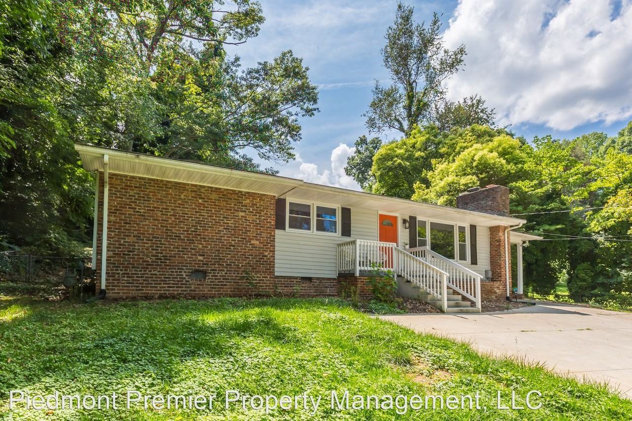 1224 Fenimore St - Photo 3 of 45