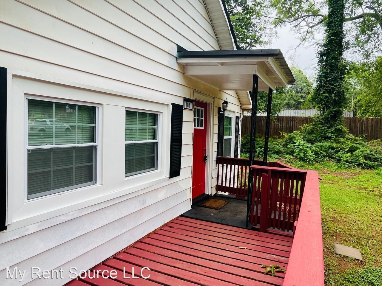 101 W Hillside Dr - Photo 2 of 22