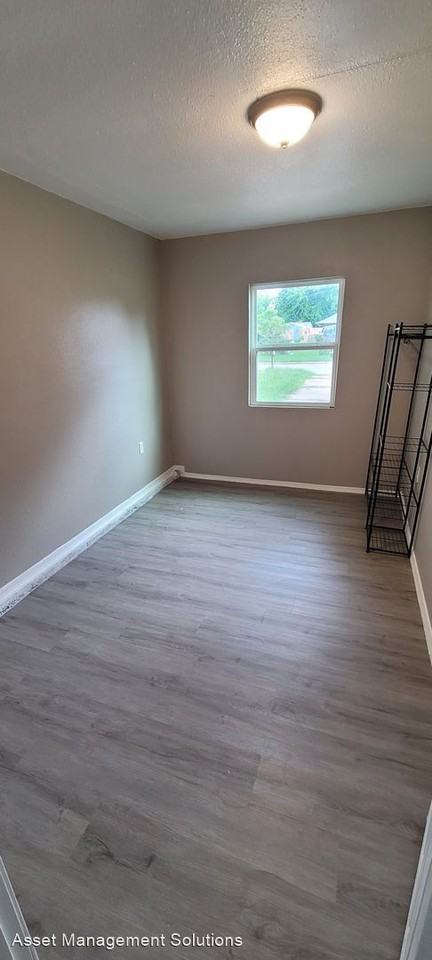 609 Nw 114th St - Photo 2 of 38