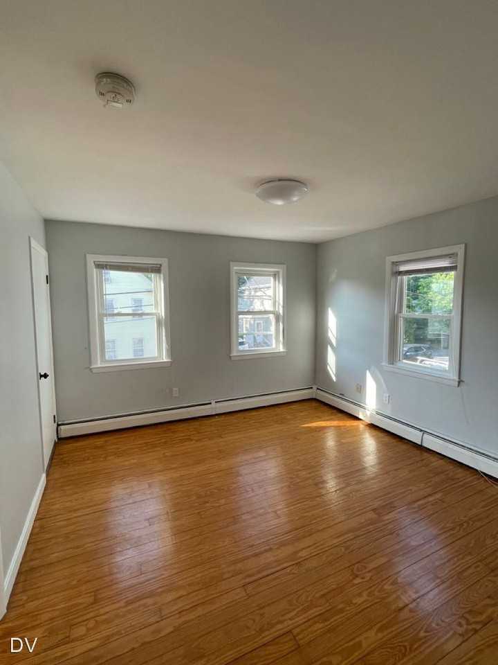 10 Maple Ave #2 - Photo 3 of 9