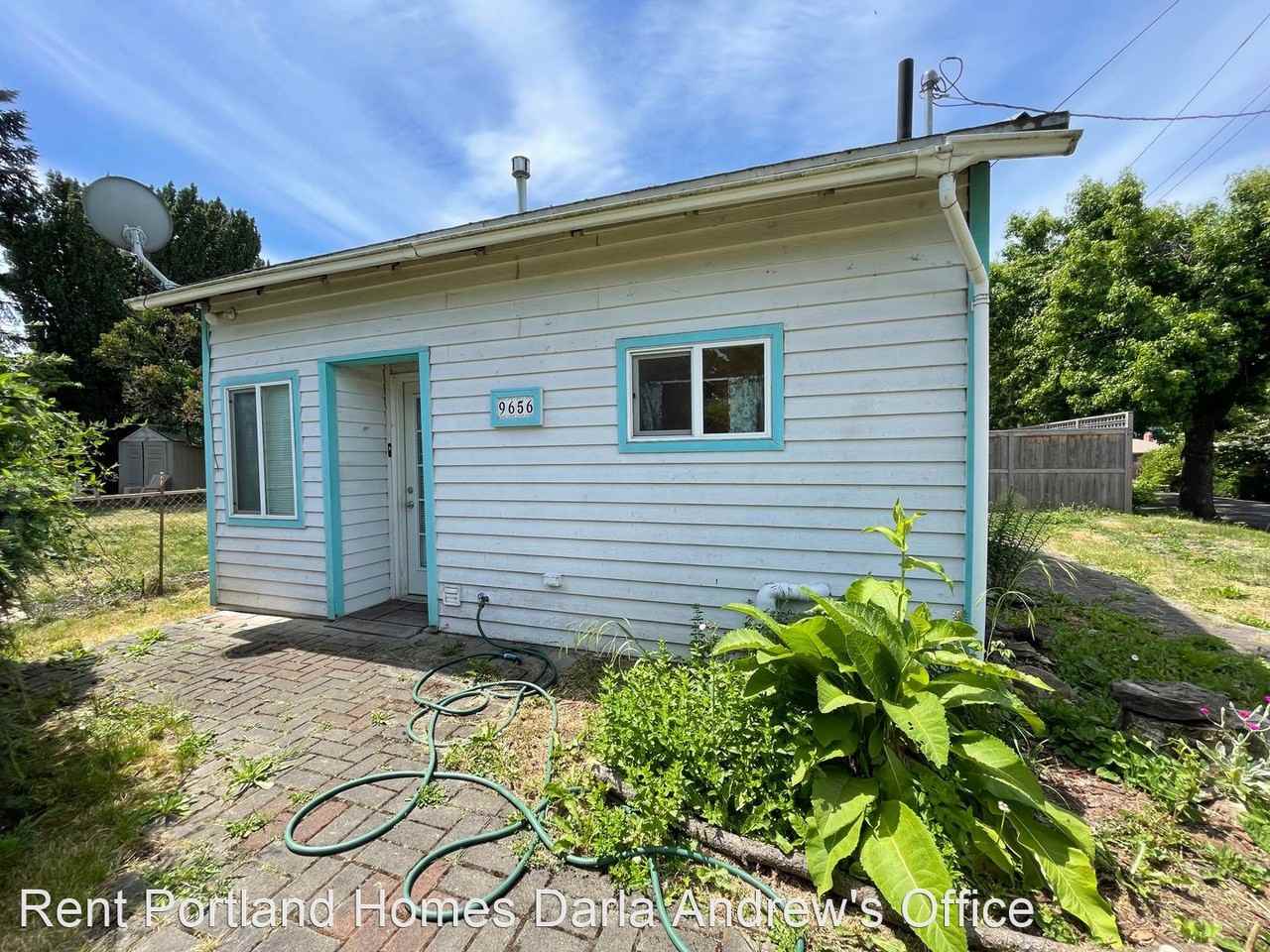 9656 N Syracuse St - Photo 2 of 11