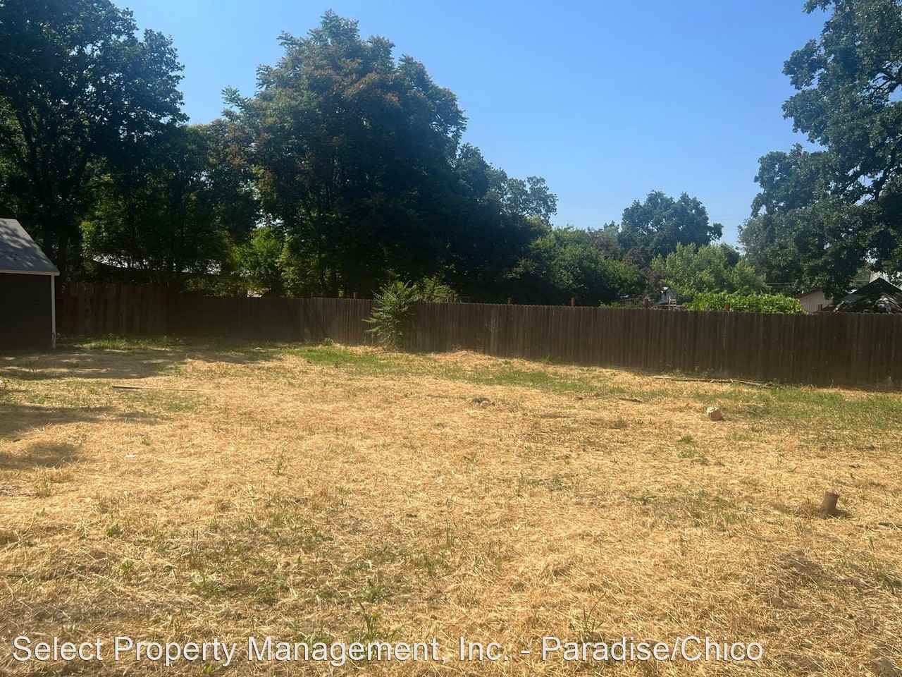 974 Wisconsin St - Photo 2 of 22