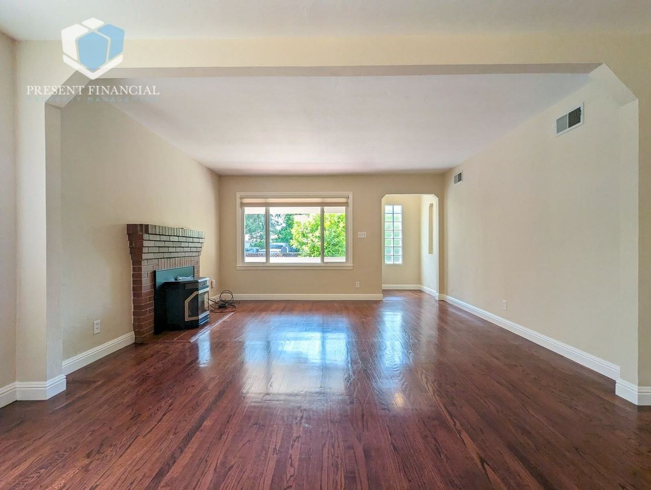 780 San Benito Ave - Photo 3 of 21
