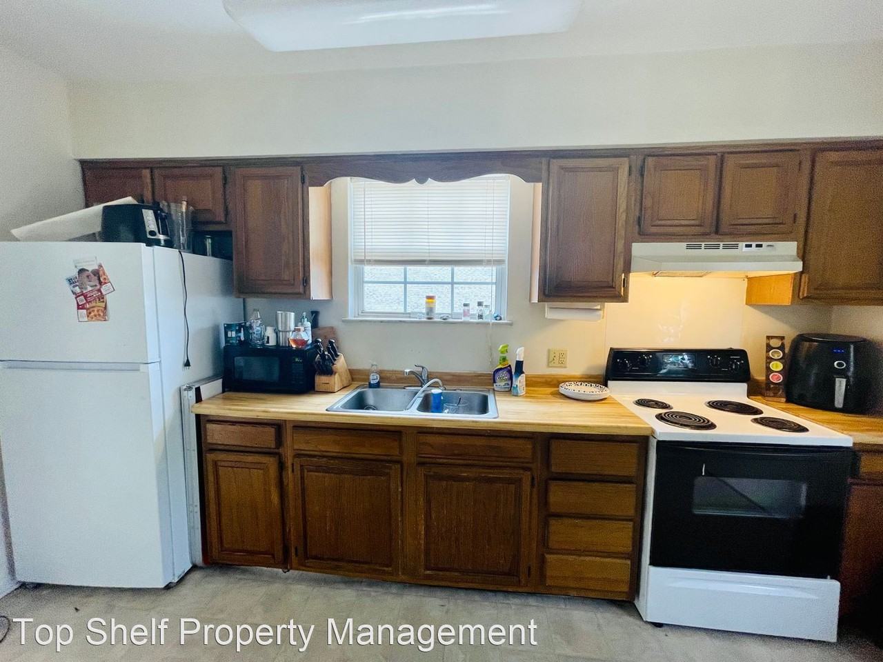 127 Prall St - Photo 3 of 10