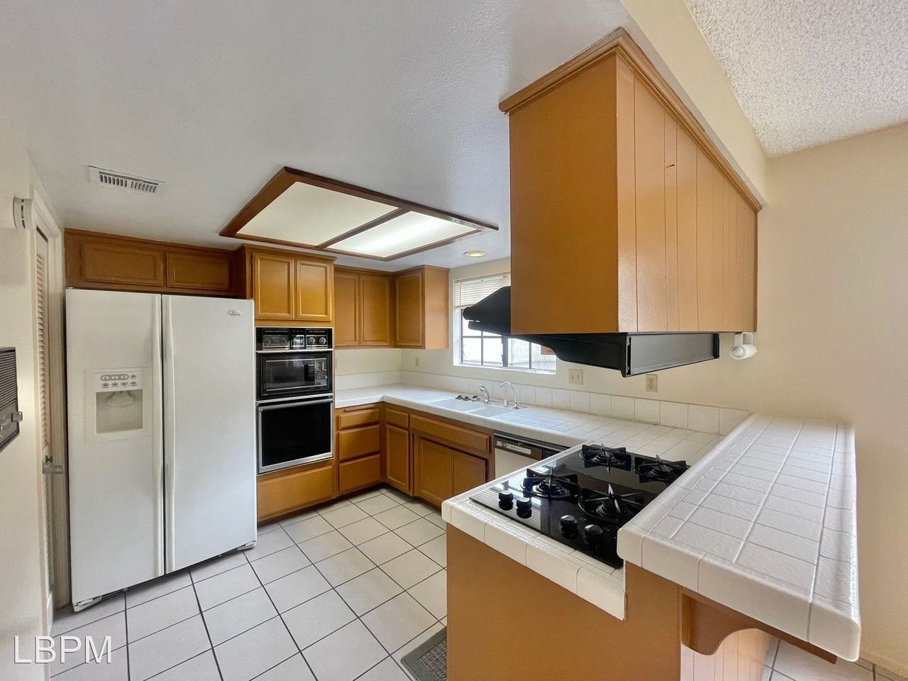 229 Saint Francis St #B - Photo 2 of 14