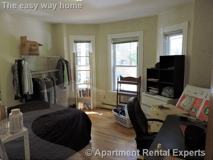 279 Pearl St #1R - Photo 1 of 1