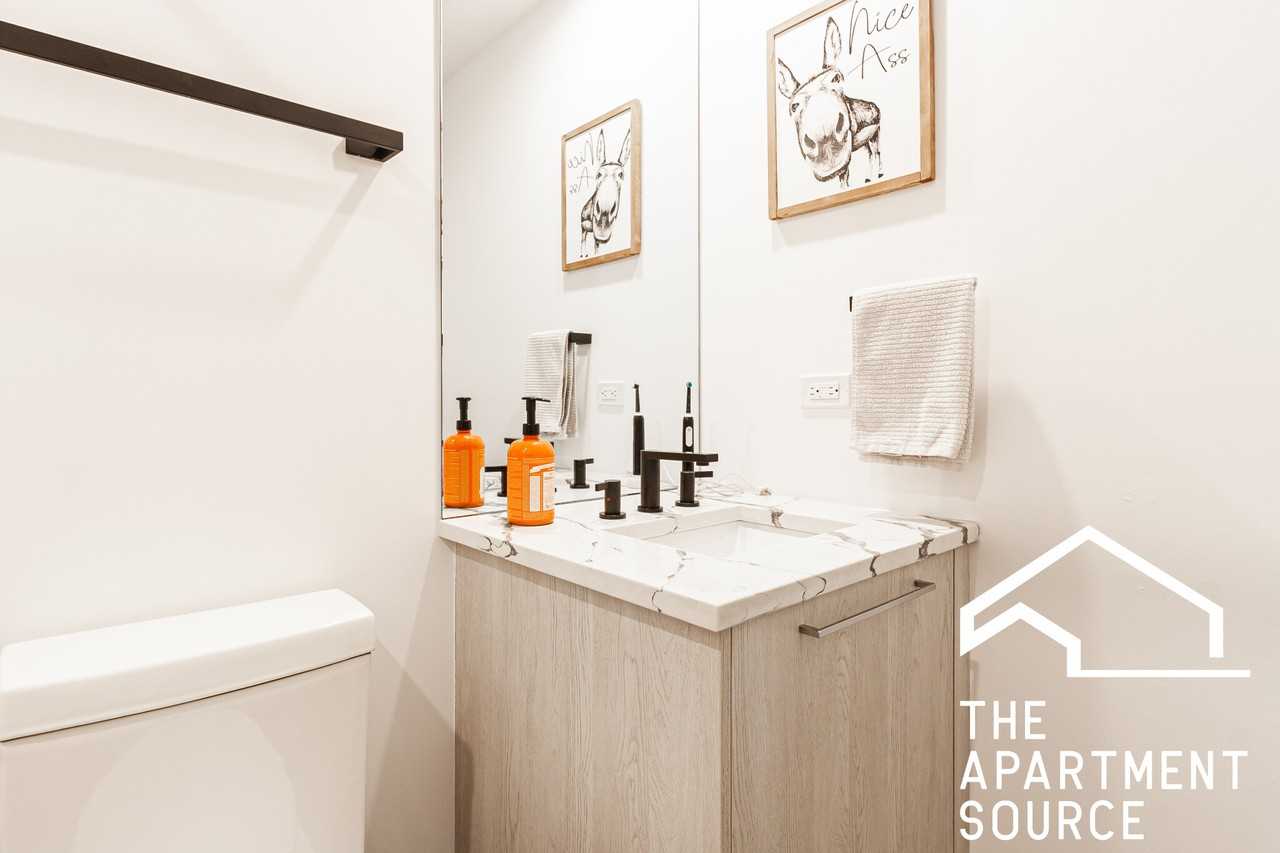 2743 W Division St #2R - Photo 7 of 24