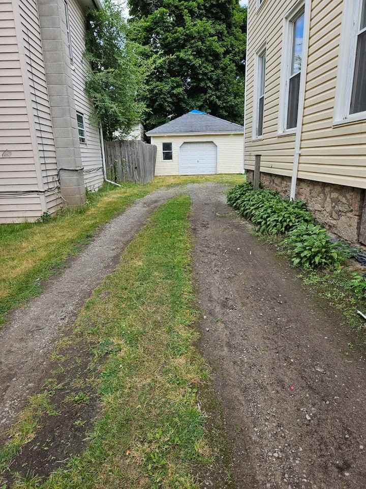 75 Waterman St - Photo 2 of 20