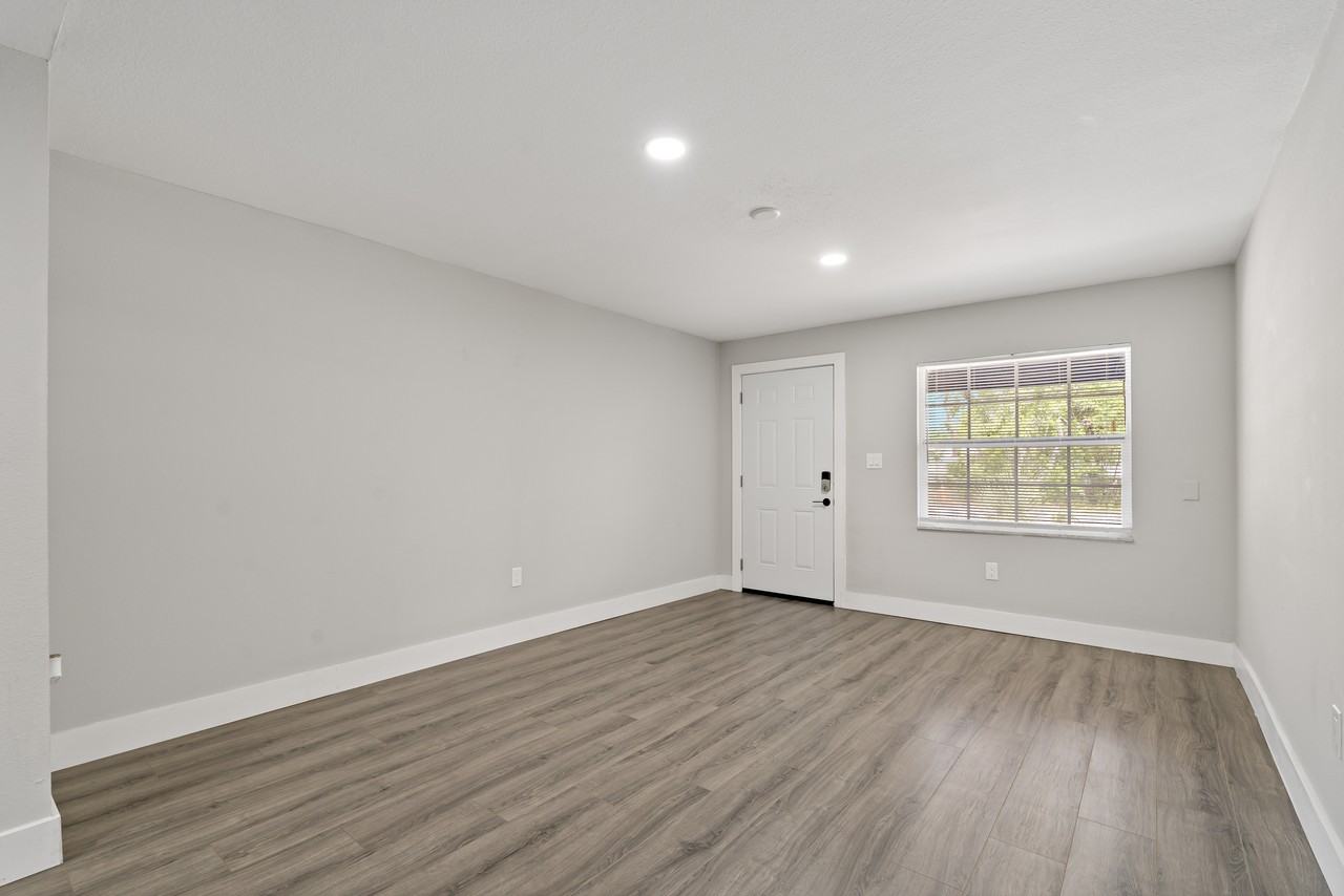 3810 S Randall St #A - Photo 6 of 46