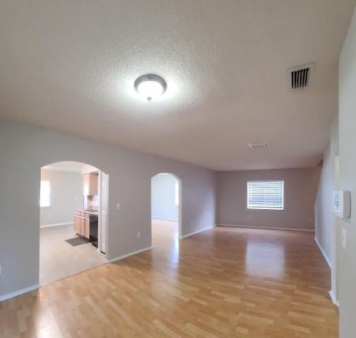 1501 Rincon Dr - Photo 7 of 45