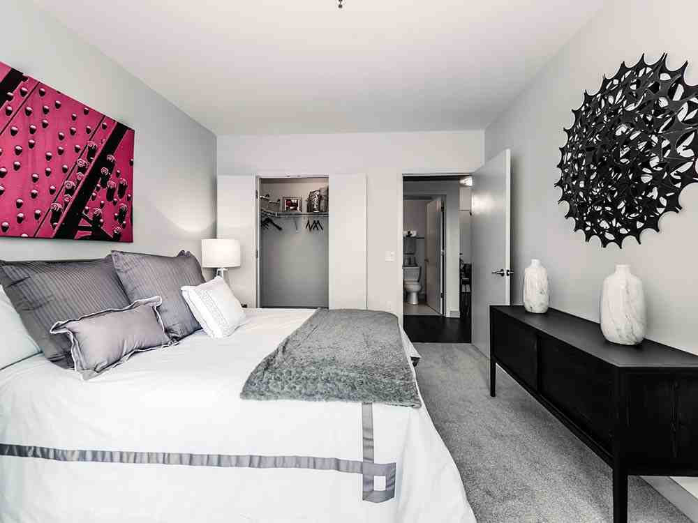 South Green St. & Madison #1109 - Photo 4 of 16