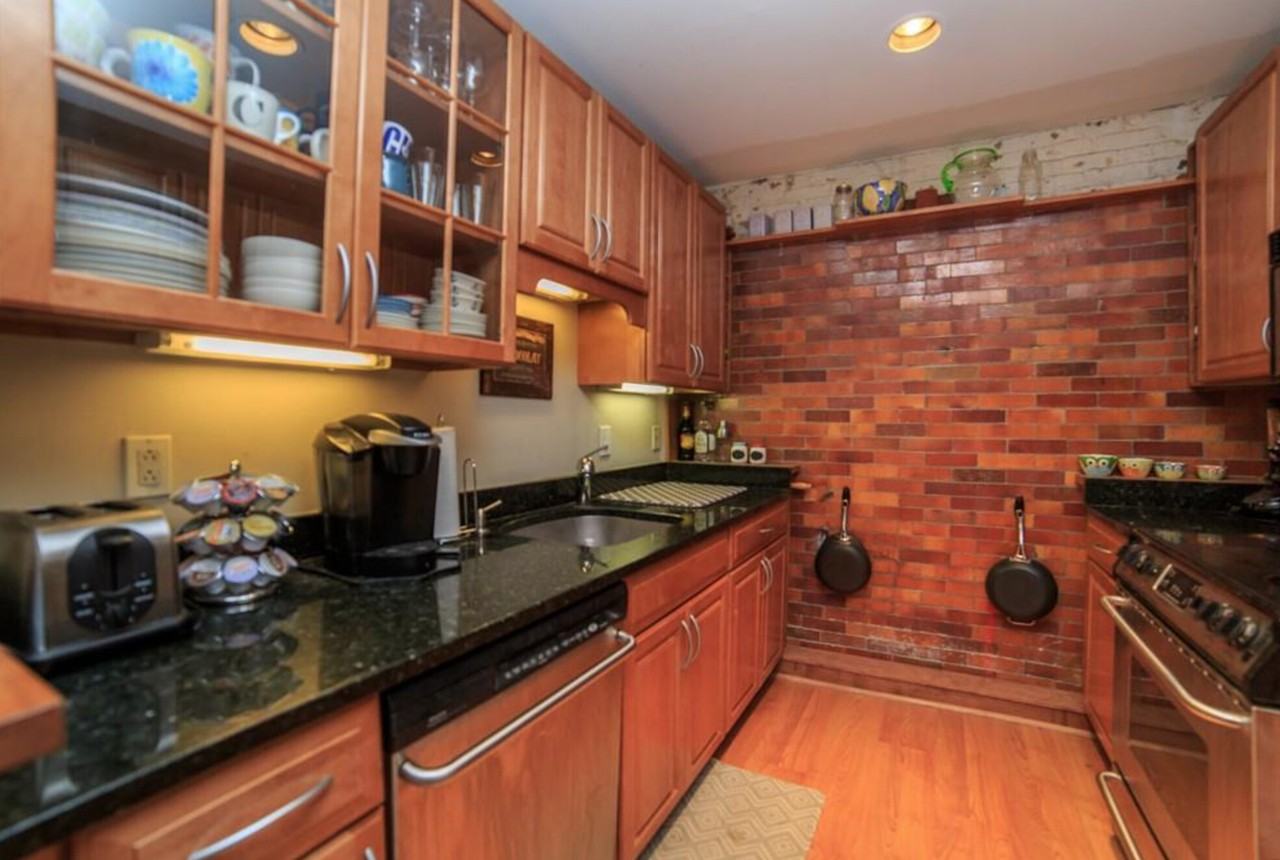 743 E 4th St #103 - Photo 7 of 11