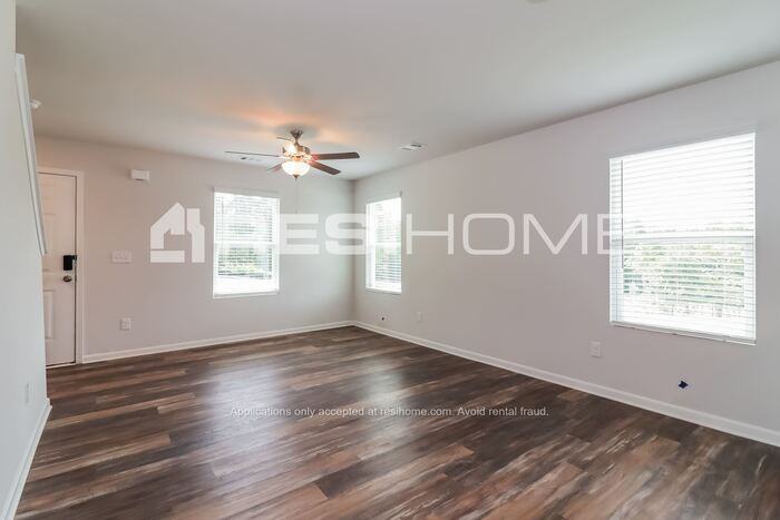 284 Cassidy Trl - Photo 2 of 24