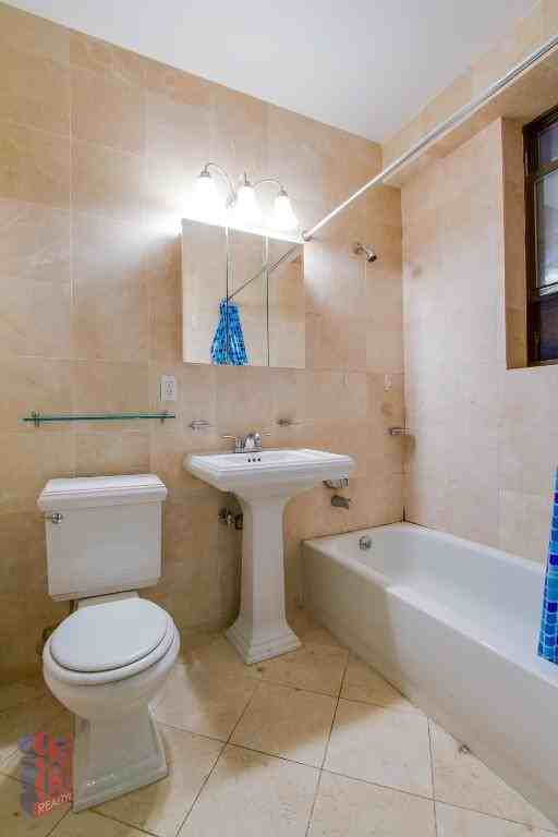 246 Mott St #24 - Photo 3 of 7