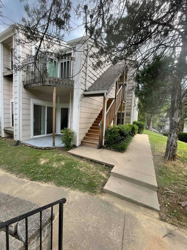 2236 W Newton St #A - Photo 2 of 14