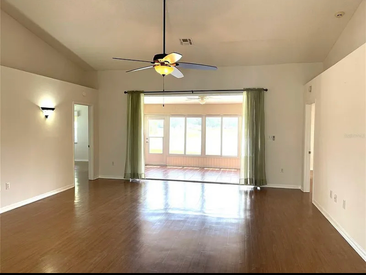 5748 Sandpipers Dr - Photo 2 of 11