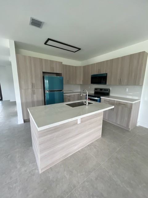 2700 Southwest 90th Avenue - Photo 3 of 36