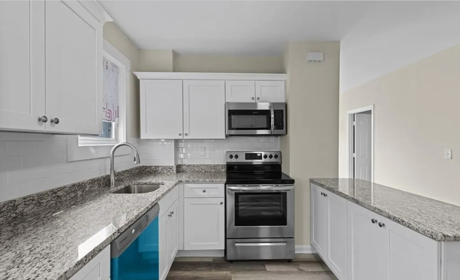 25 Unit St #2 - Photo 3 of 11