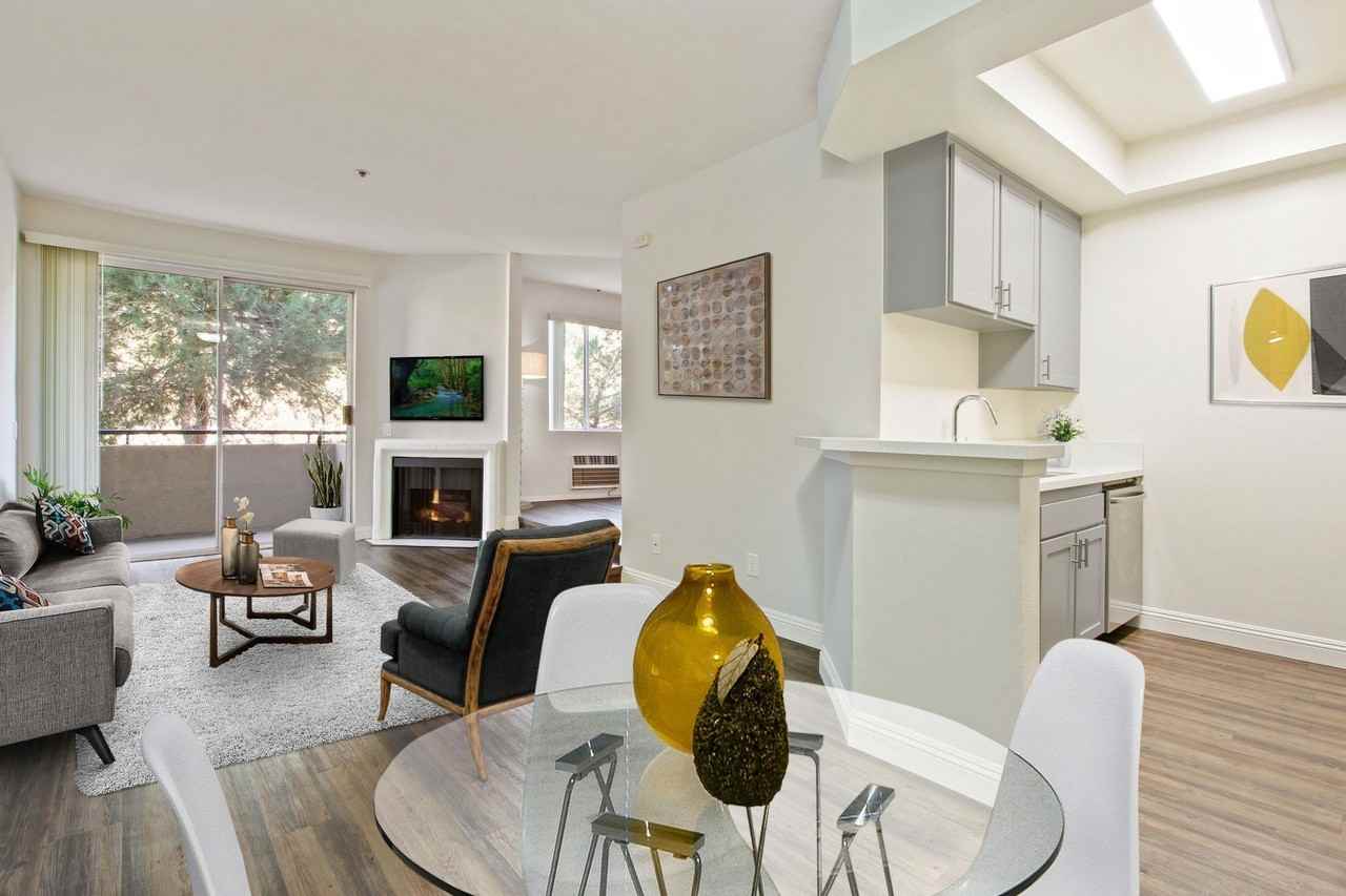 Palm Royale Apartments - Photo 7 of 24