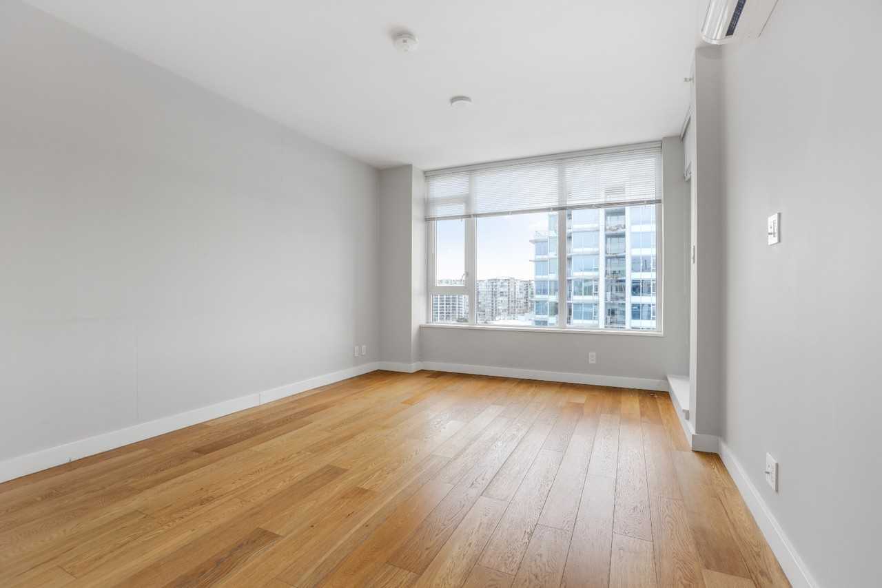 6200 River Road #1105 - Photo 5 of 19