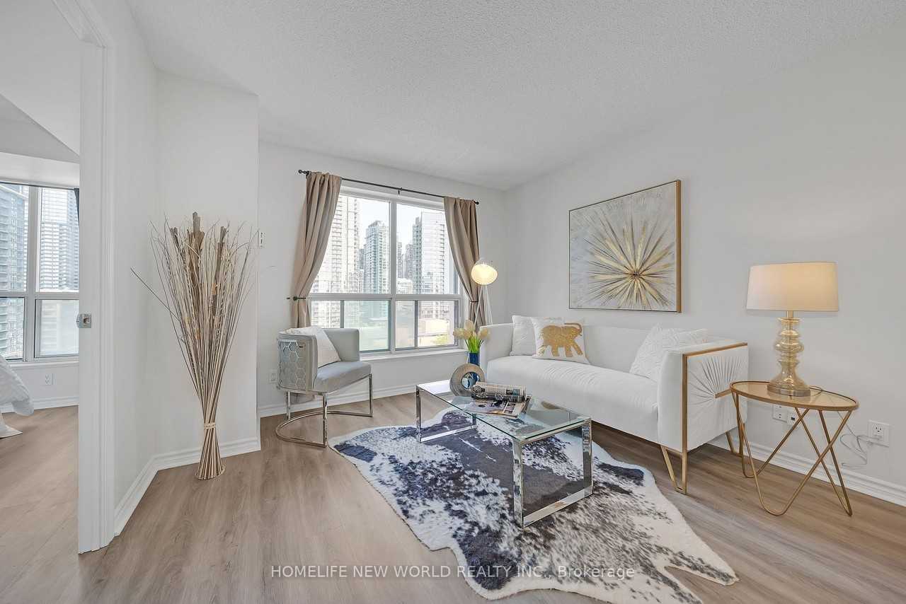 370 Queens Quay West #1106