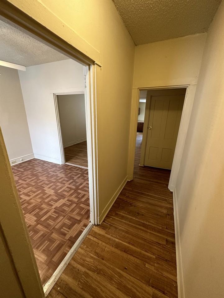 326 Beaver St #1 - Photo 2 of 19