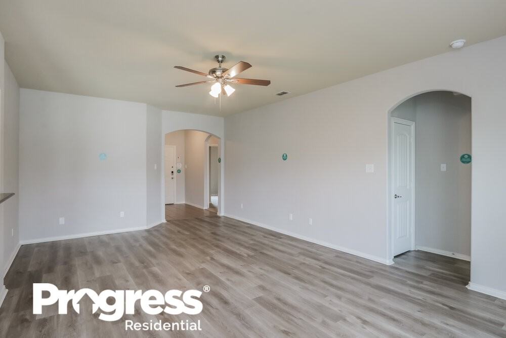 7974 Los Alamitos Ln - Photo 3 of 16