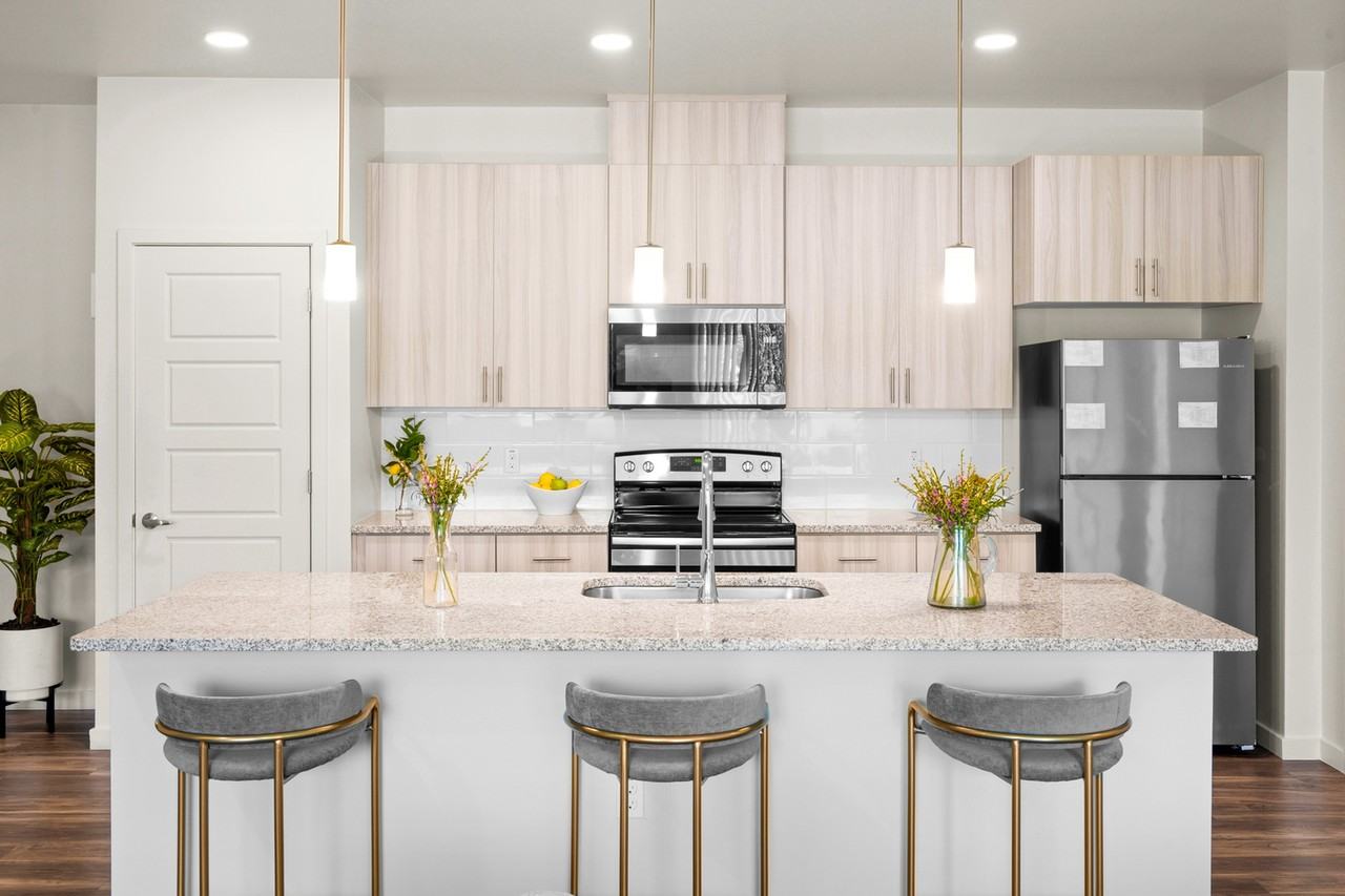 Acero North Valley - Photo 3 of 31