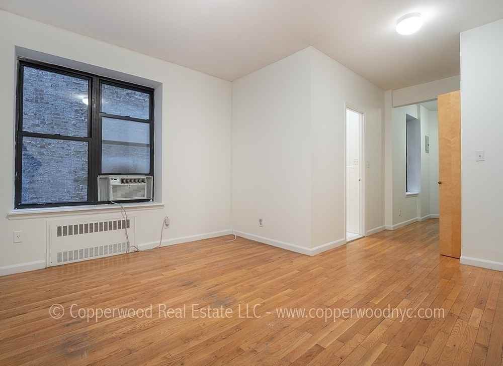135 W 24th St #5B6D