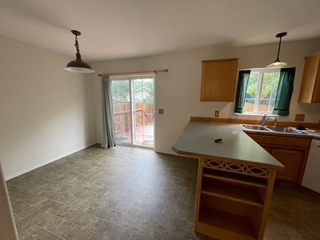 311 S 6th St - Photo 3 of 10