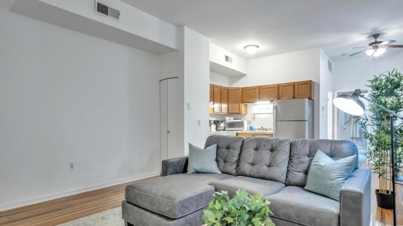 21 N 4th St #2B - Photo 3 of 15